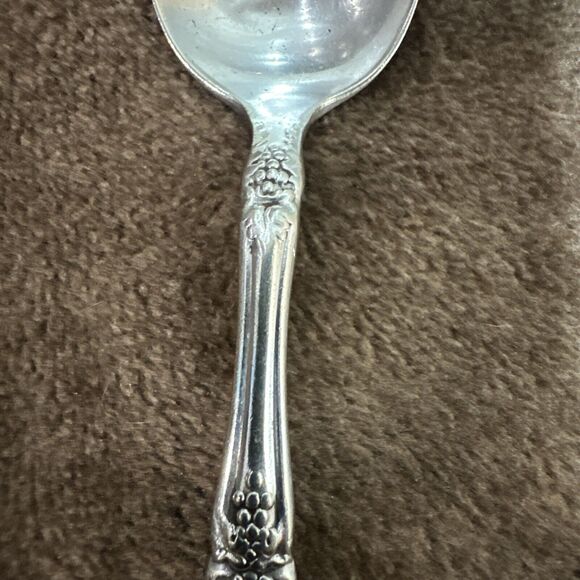 Oneida LA VIGNE Teaspoon 6” Silverplate (1908) Grapes Monogram “B” - Picture 5 of 12